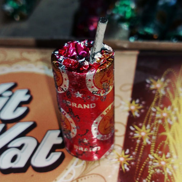 কিট কেট বাজি | চোটোর মোটর বাজি মরি বোমা । মরির মতো ফুটে | box 10